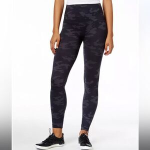 SPANX® | EcoCare Seamless Ankle Leggings - Dark Blue Camo, Small